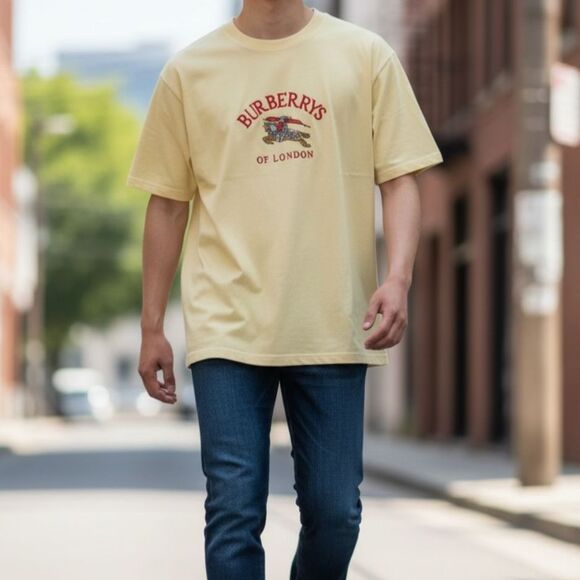Burberrys Other - Vintage 90s Burberrys of London Embroidered Knight T-Shirt - XL - Pale Yellow